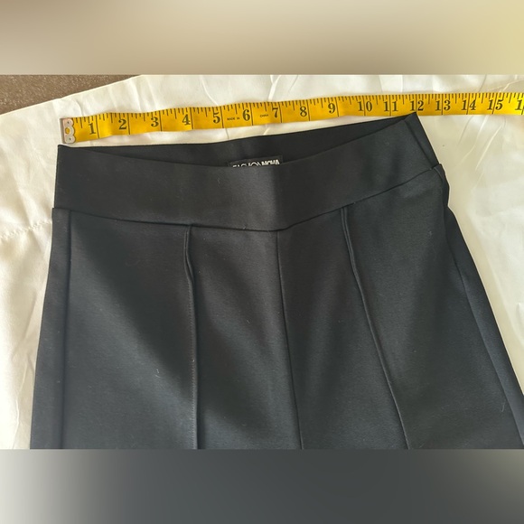 Fashion Nova Blazer & Pant Set - Picture 8 of 10